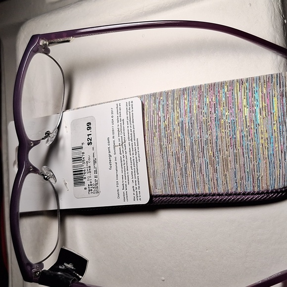 👀FOSTER GRANT 2.50 READERS PURPLE/BLACK + CASE Approximate length 1.34" tall - Picture 3 of 4